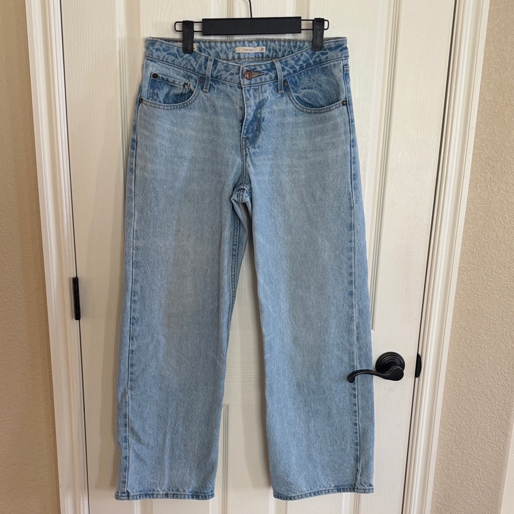 Levi Low Loose Jeans Size 27